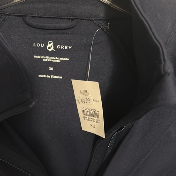 Lou & Grey women’s navy blue XS full zip jacket with thumb holes new with tags - Picture 2 of 6